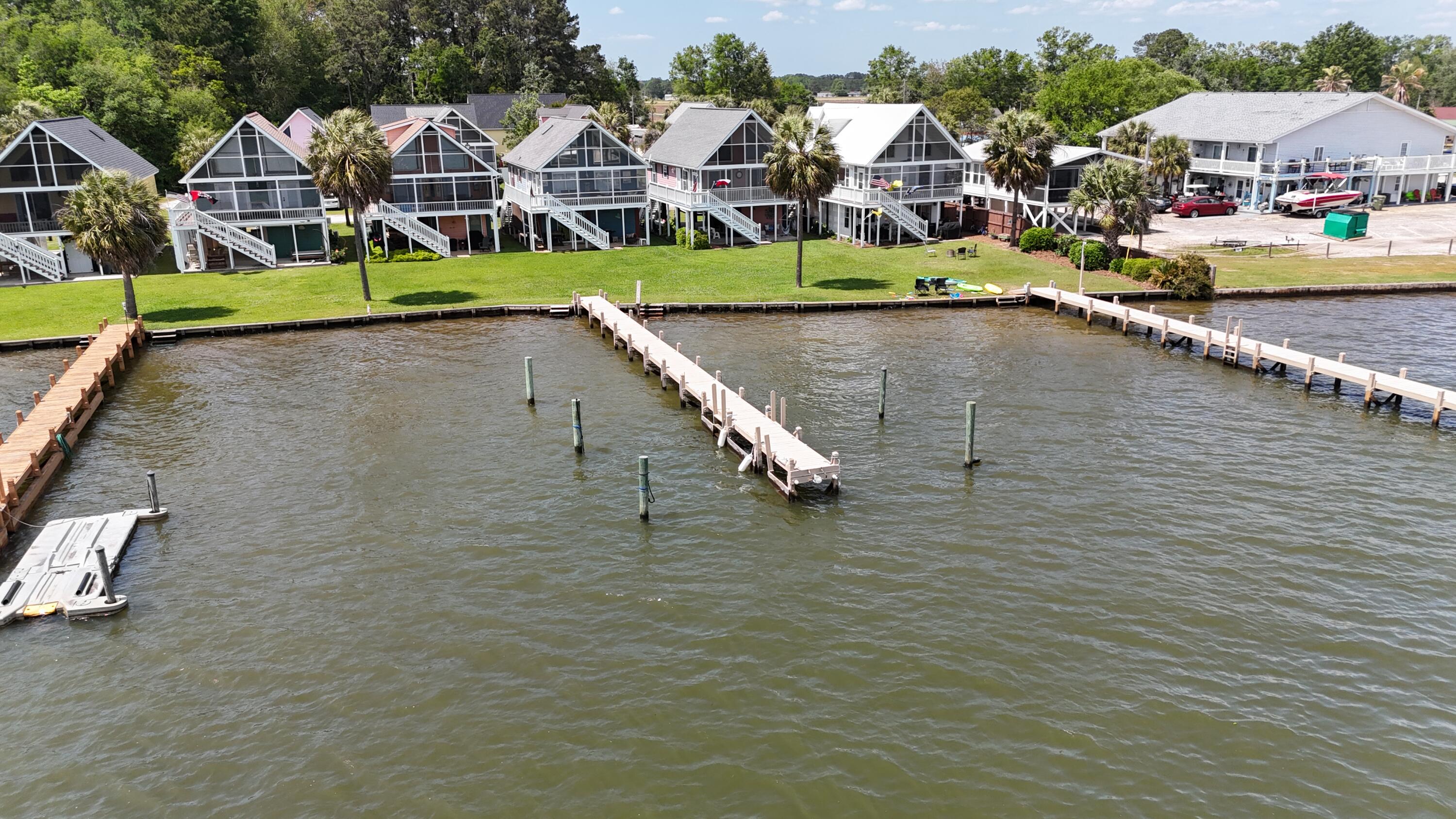 1049 Island Court Summerton, SC 29148 - Photo 42 of 44 DJI_20250418140741_0209_D