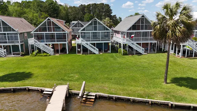 $415,000 | 1049 Island Court, Summerton, SC 29148