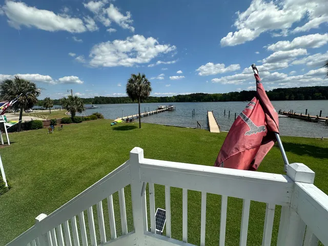 $415,000 | 1049 Island Court, Summerton, SC 29148