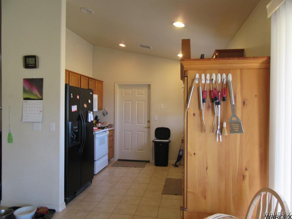 3372 Heber Road Golden Valley, AZ 86413 - Photo 3 of 34 Kitchen