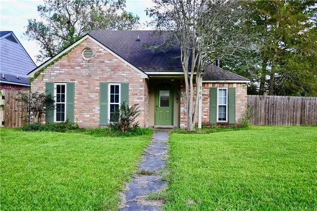 $160,000 | 765 Fawn Lake Drive, Baton Rouge, LA 70816