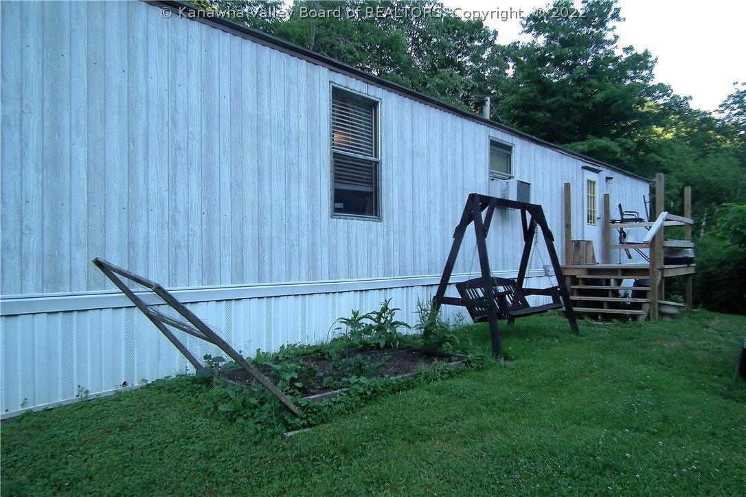 5211 Aarons Fork Road Elkview, WV 25071 - Photo 2 of 6 Gallery Image 2