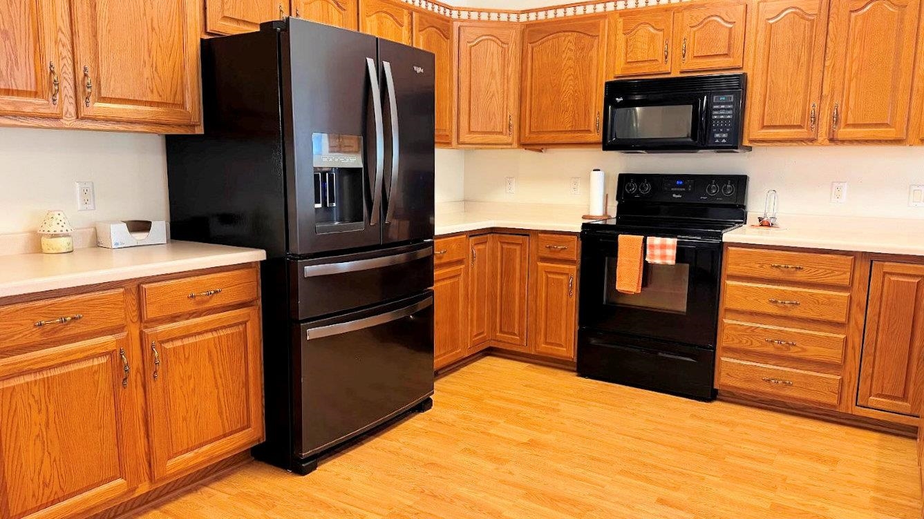 1559 North Dewey Avenue Reedsburg, WI 53959 - Photo 14 of 58