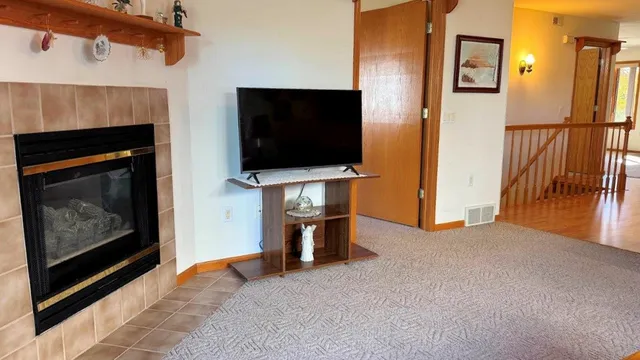 $280,000 | 1559 North Dewey Avenue, Reedsburg, WI 53959