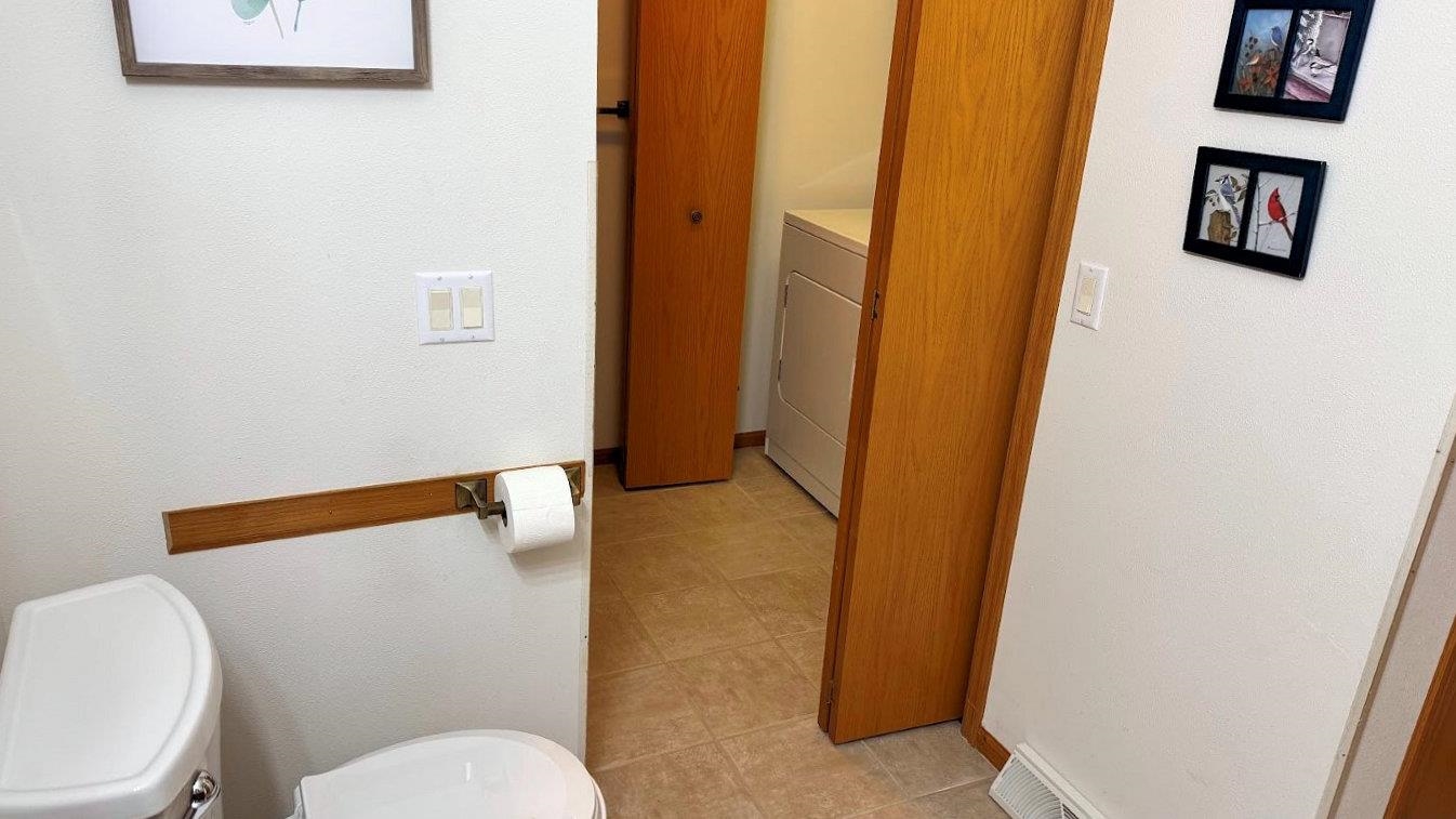 1559 North Dewey Avenue Reedsburg, WI 53959 - Photo 33 of 58