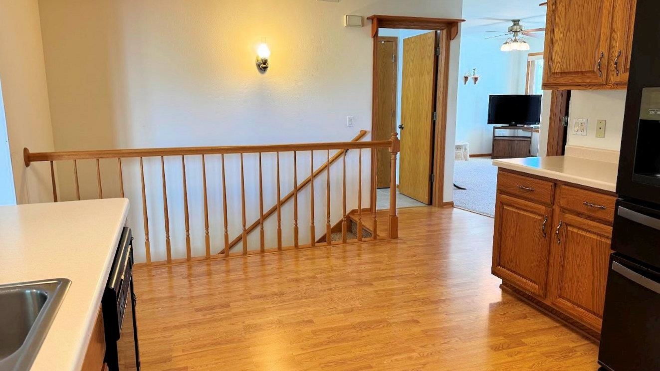 1559 North Dewey Avenue Reedsburg, WI 53959 - Photo 36 of 58