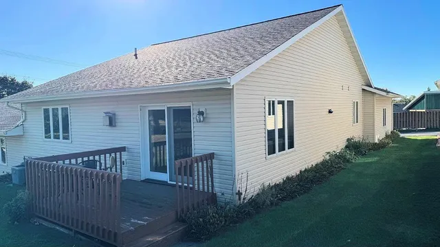 $280,000 | 1559 North Dewey Avenue, Reedsburg, WI 53959