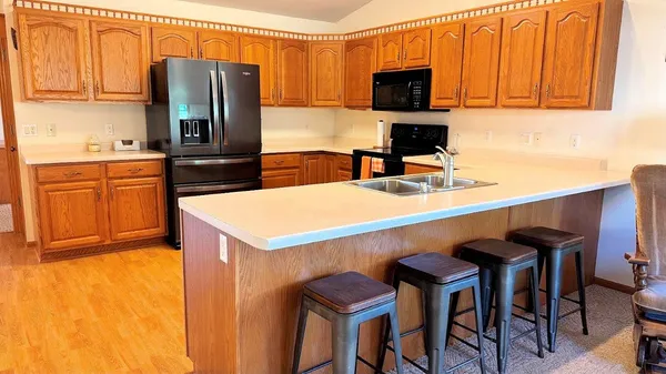 $272,500 | 1559 North Dewey Avenue, Reedsburg, WI 53959