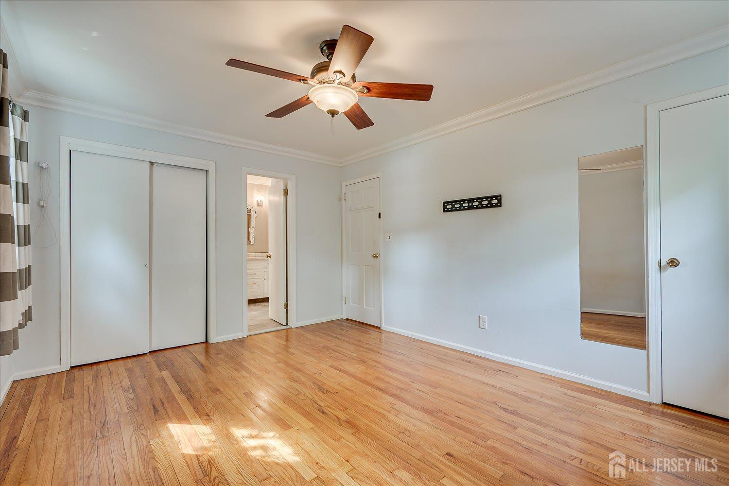 4 Augusta Court Edison, NJ 08820 - Photo 24 of 44