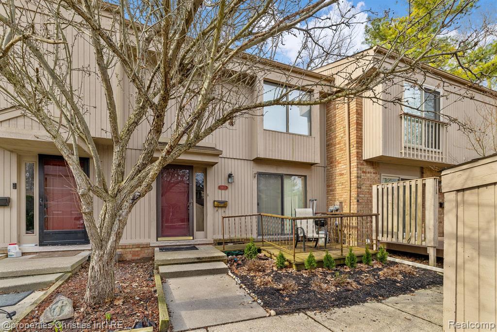 1413 Oakbrook Rochester Hills Rochester, MI 48307 - Photo 1 of 30