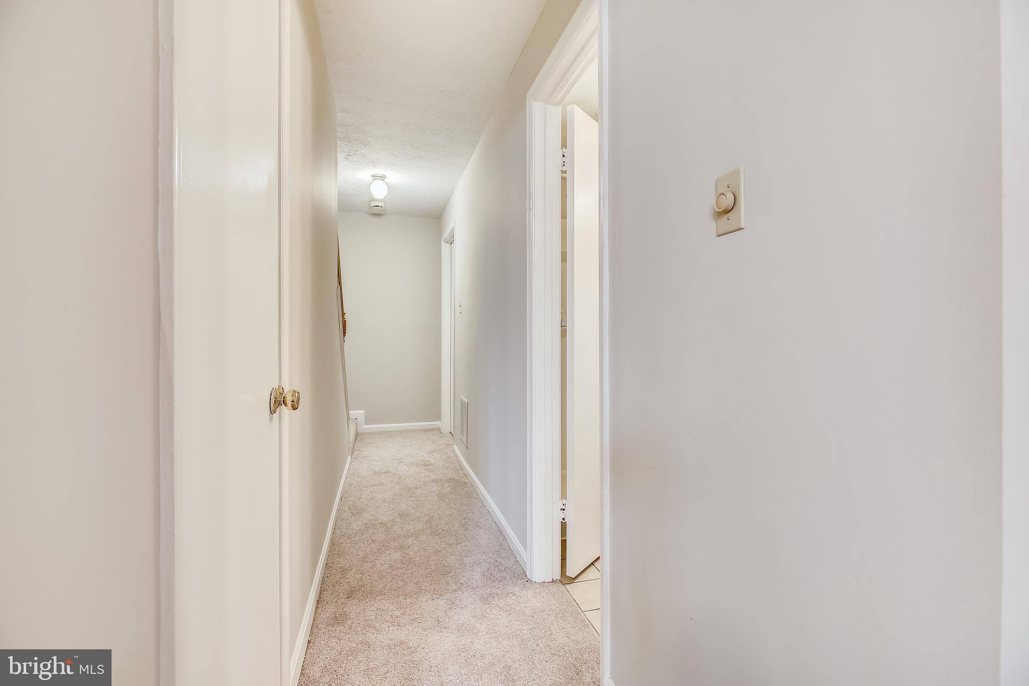 9125 Glenville Road Silver Spring, MD 20901 - Photo 22 of 53 Hall