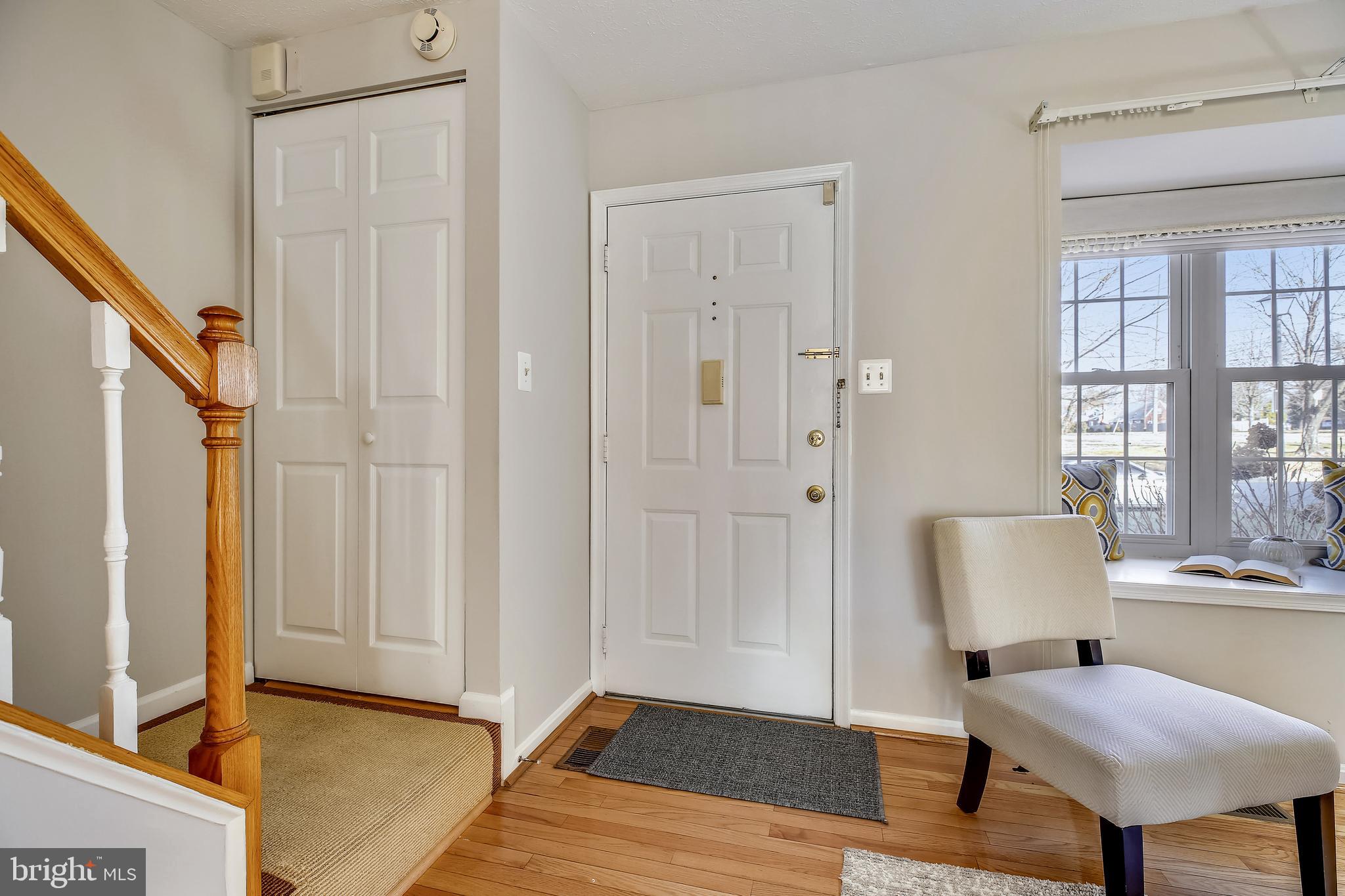 9125 Glenville Road Silver Spring, MD 20901 - Photo 8 of 53 Foyer