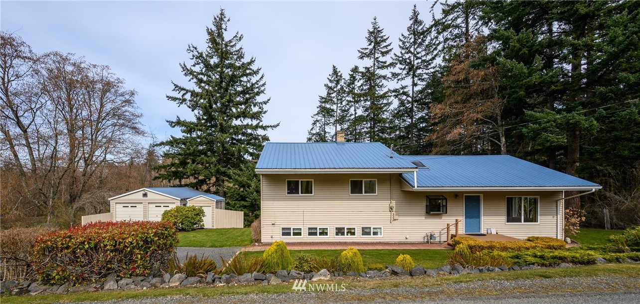 6227 Spradley Road Anacortes, WA 98221 - Photo 1 of 33 Gallery Image 1