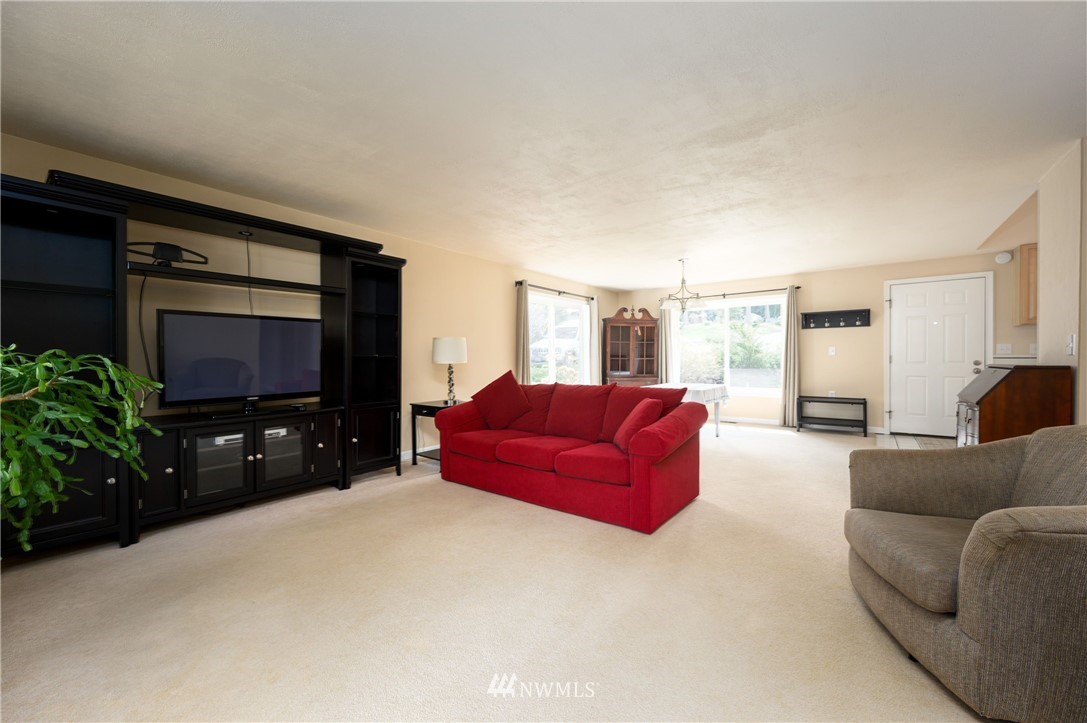 6227 Spradley Road Anacortes, WA 98221 - Photo 2 of 33 Gallery Image 2