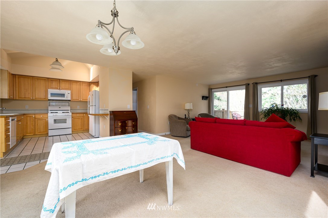 6227 Spradley Road Anacortes, WA 98221 - Photo 7 of 33 Gallery Image 7