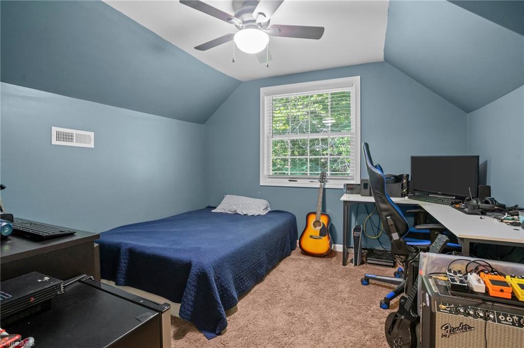 9201 Warren Road Kernersville, NC 27284 - Photo 33 of 50