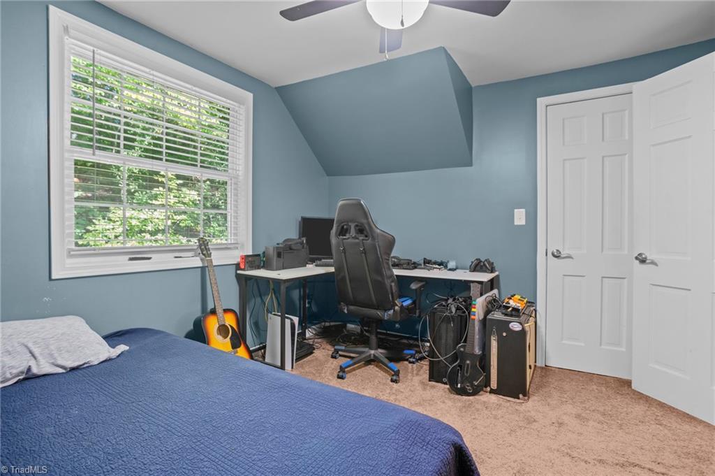 9201 Warren Road Kernersville, NC 27284 - Photo 34 of 50