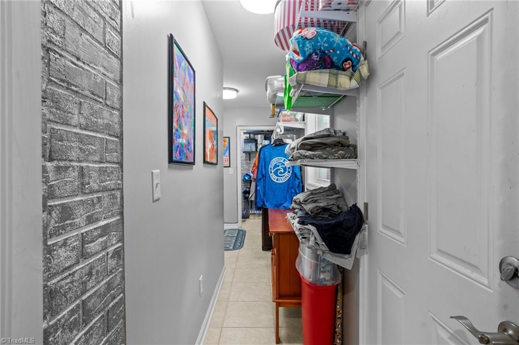 9201 Warren Road Kernersville, NC 27284 - Photo 35 of 50