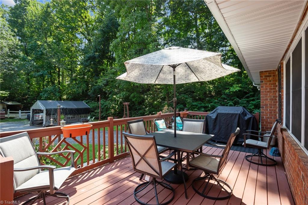 9201 Warren Road Kernersville, NC 27284 - Photo 6 of 50