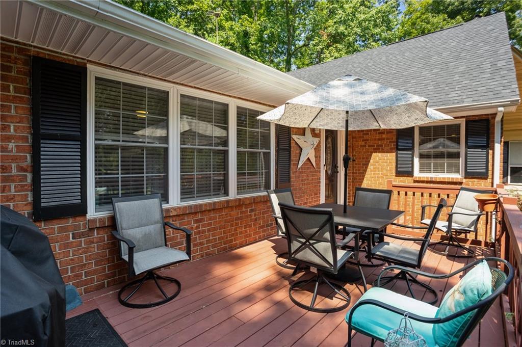 9201 Warren Road Kernersville, NC 27284 - Photo 7 of 50