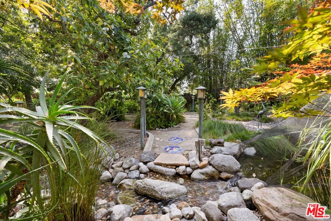 820 North Verano Drive Glendora, CA 91741 - Photo 35 of 50 a backyard of a house with lots of green space