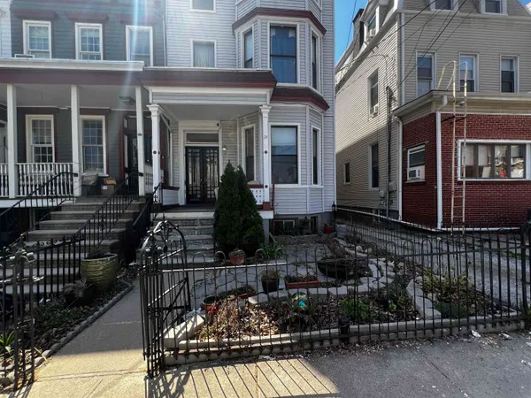 $2,800 | 21 Sherman Place, Unit 3, Jersey City, NJ 07307