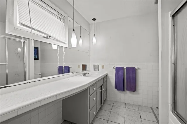 $217,000 | 8819 East 61st Street, Raytown, MO 64133