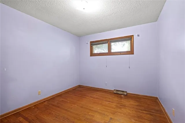 $217,000 | 8819 East 61st Street, Raytown, MO 64133