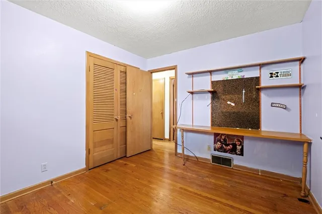 $217,000 | 8819 East 61st Street, Raytown, MO 64133