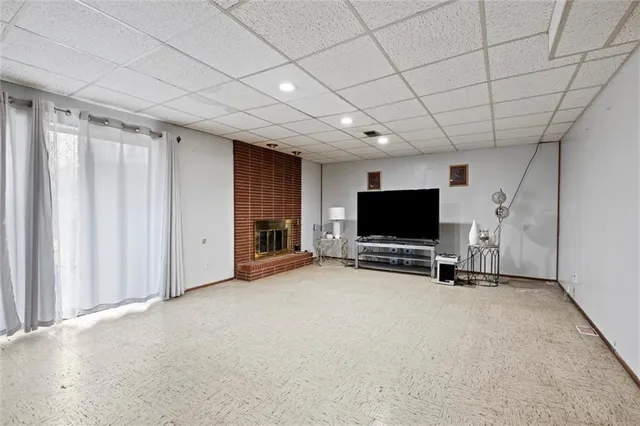 $217,000 | 8819 East 61st Street, Raytown, MO 64133