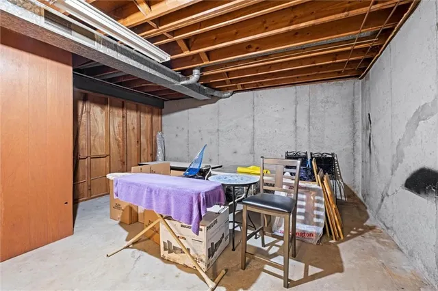 $217,000 | 8819 East 61st Street, Raytown, MO 64133