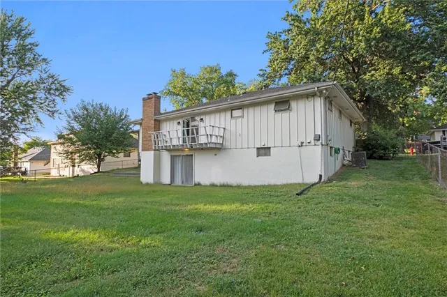 $217,000 | 8819 East 61st Street, Raytown, MO 64133