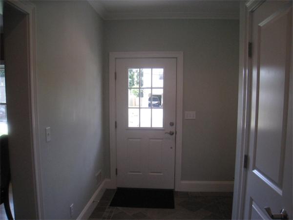 58 Hillcroft Road Waltham, MA 02452 - Photo 3 of 26 Gallery Image 3
