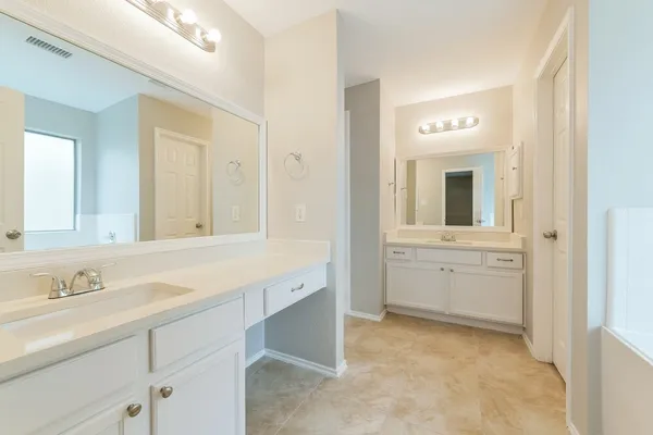 $2,050 | 6030 Northwest Creek Circle, Houston, TX 77086