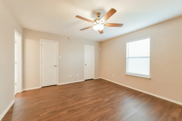 $2,050 | 6030 Northwest Creek Circle, Houston, TX 77086