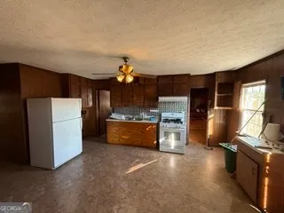 $851,200 | 142 Wilson Way, Musella, GA 31066