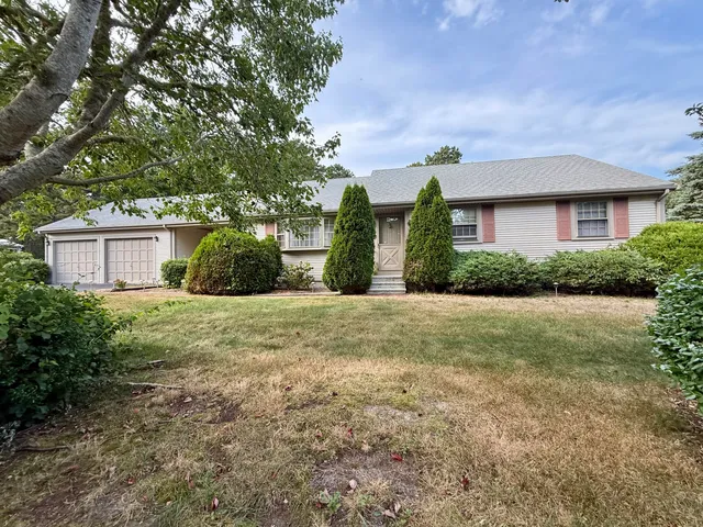 $2,100 | 70 Poinsettia Drive, South Yarmouth, MA 02664