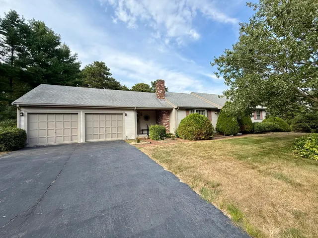$2,100 | 70 Poinsettia Drive, South Yarmouth, MA 02664
