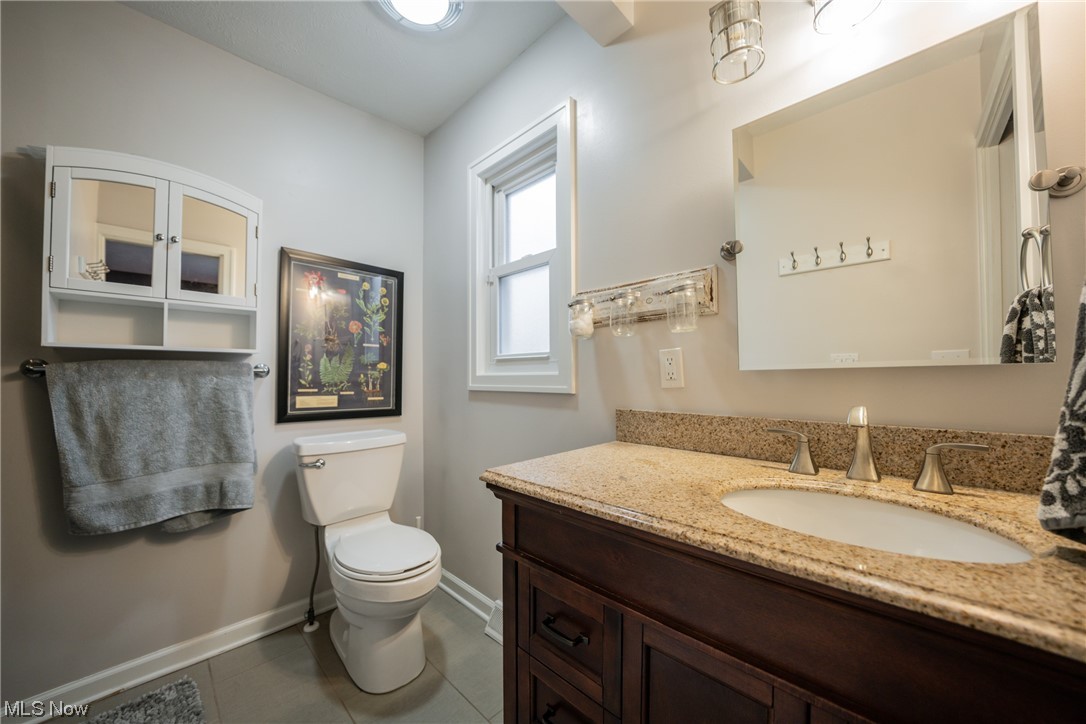 2130 Marshfield Road Cleveland, OH 44124 - Photo 16 of 35