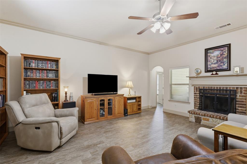 317 Delaware Street Burleson, TX 76028 - Photo 23 of 30