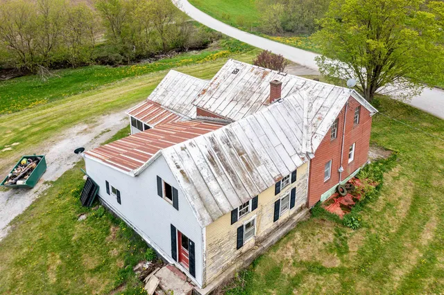 $195,000 | 560 River Road, Berkshire, VT 05447