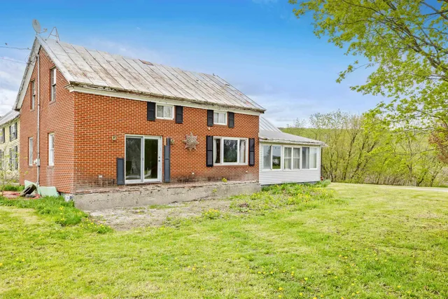 $195,000 | 560 River Road, Berkshire, VT 05447