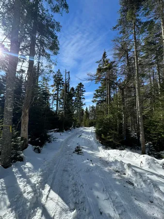 $98,000 | 12 Jamestown Road, Vinalhaven, ME 04863