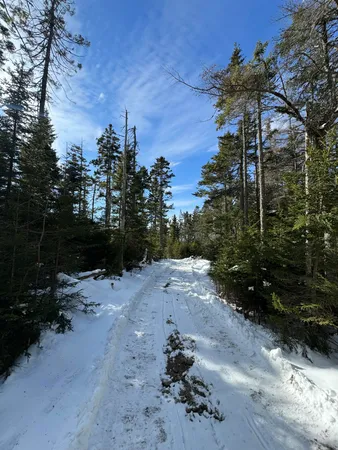 $98,000 | 12 Jamestown Road, Vinalhaven, ME 04863