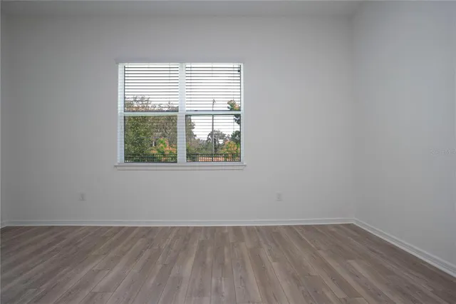 a close up of a shower