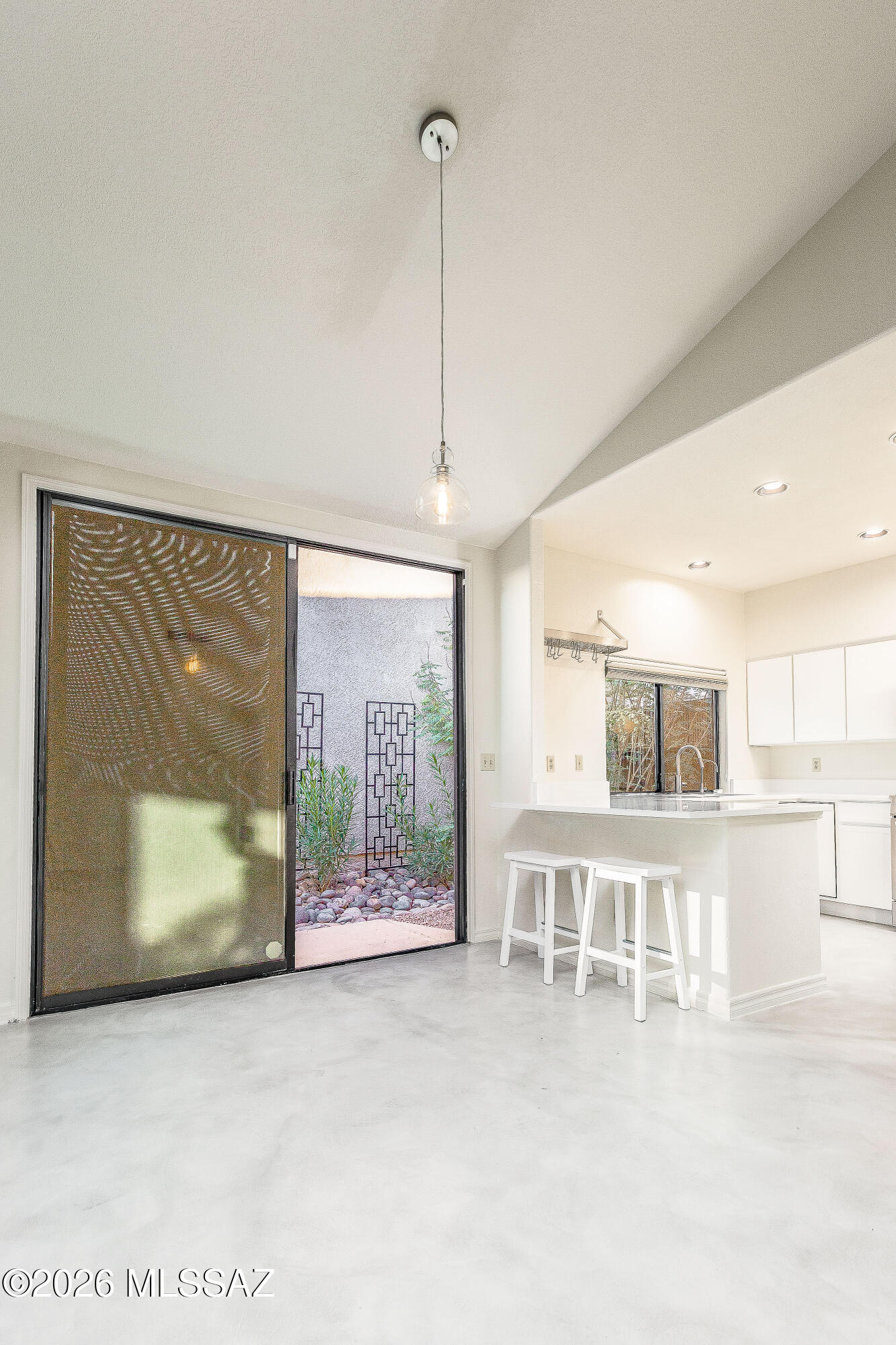 5825 North Misty Ridge Drive Tucson, AZ 85718 - Photo 13 of 39