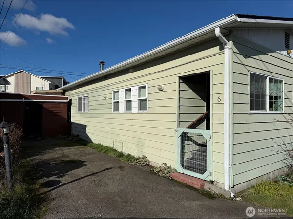 $89,500 | 18501 52nd Avenue West, Unit 6, Lynnwood, WA 98037