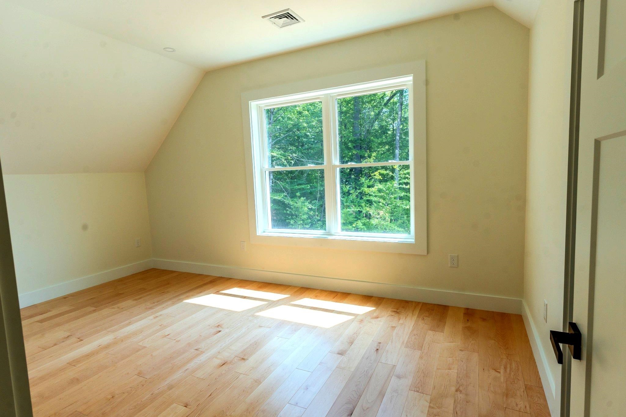 55 Indian Rock Road Bedford, NH 03110 - Photo 24 of 42