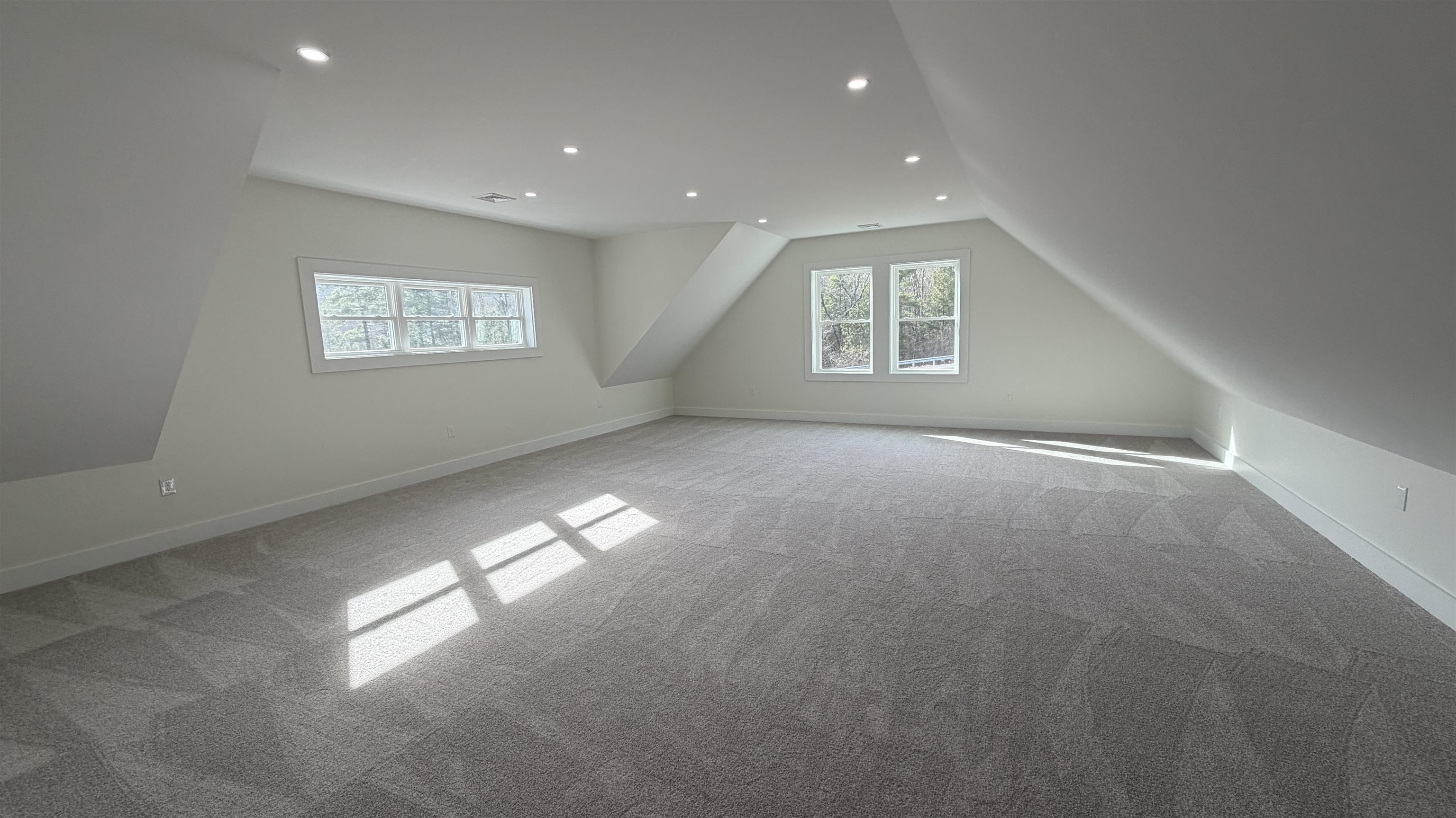 55 Indian Rock Road Bedford, NH 03110 - Photo 7 of 42