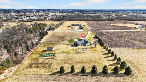 $689,000 | W7122 Hillview Road, Greenville, WI 54942